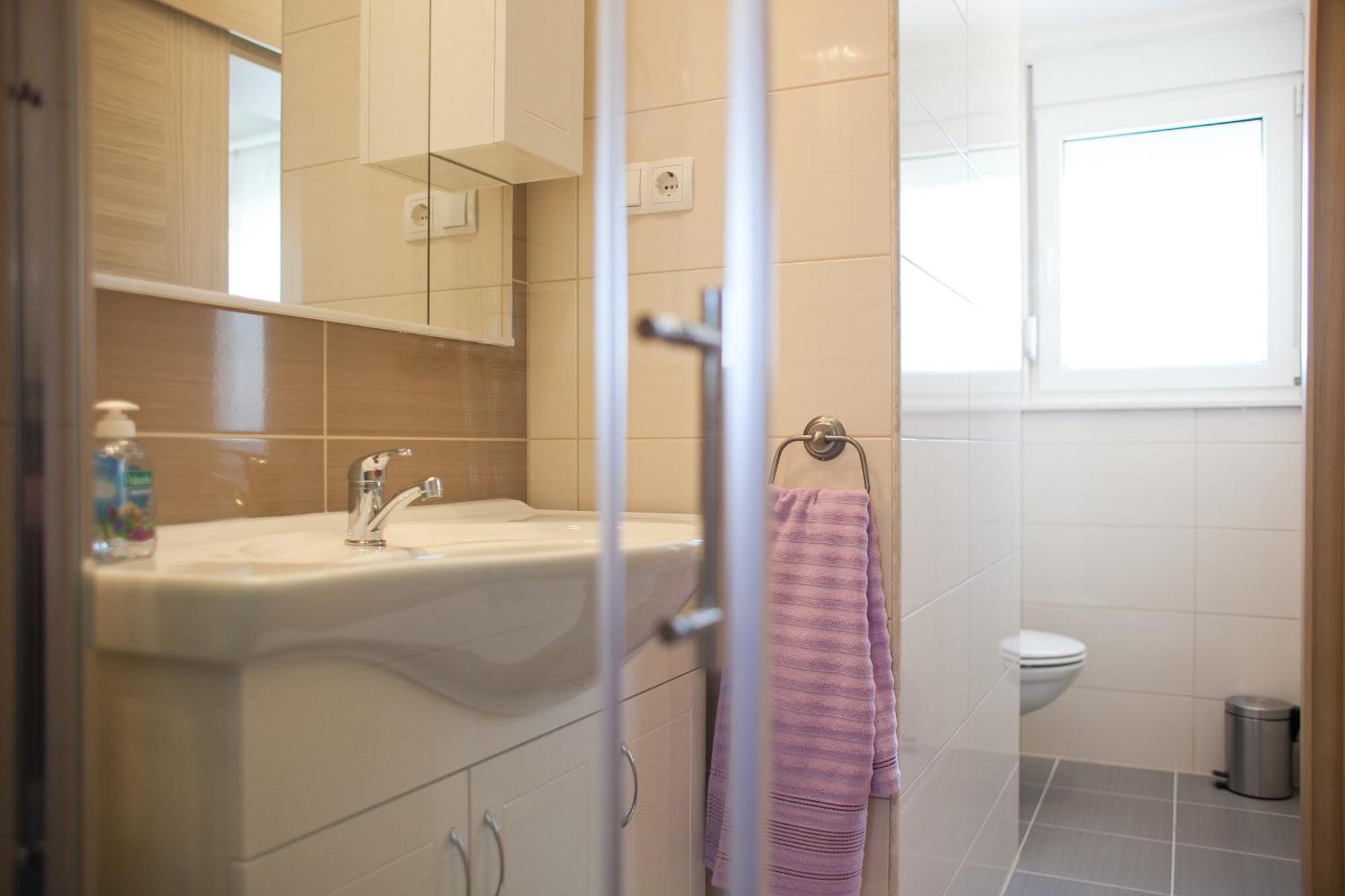 Apartments Medvid Trogir Quarto foto
