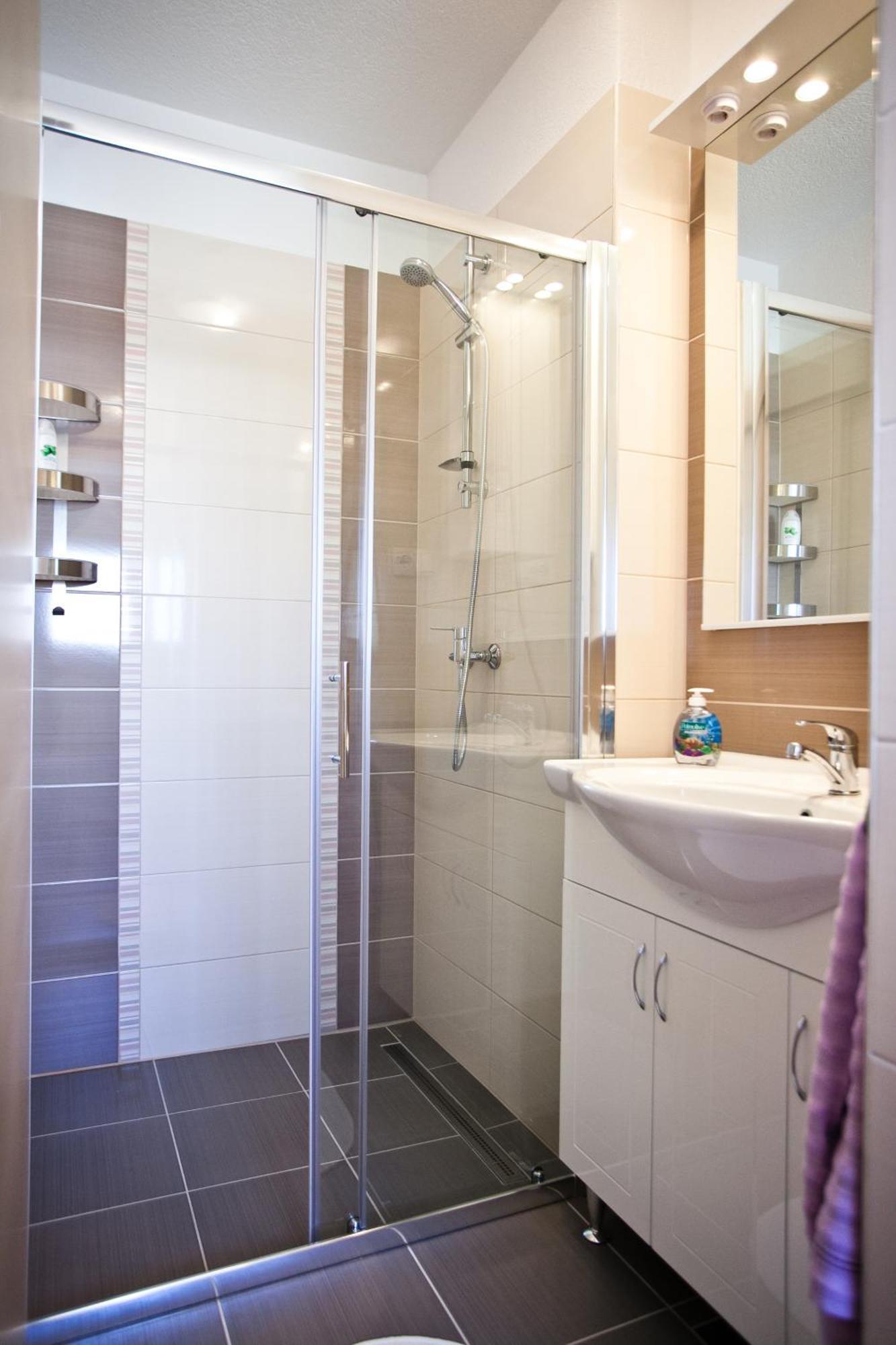 Apartments Medvid Trogir Quarto foto