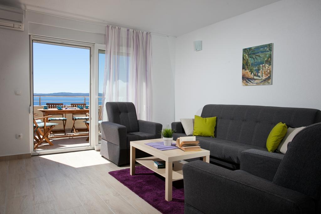 Apartments Medvid Trogir Quarto foto