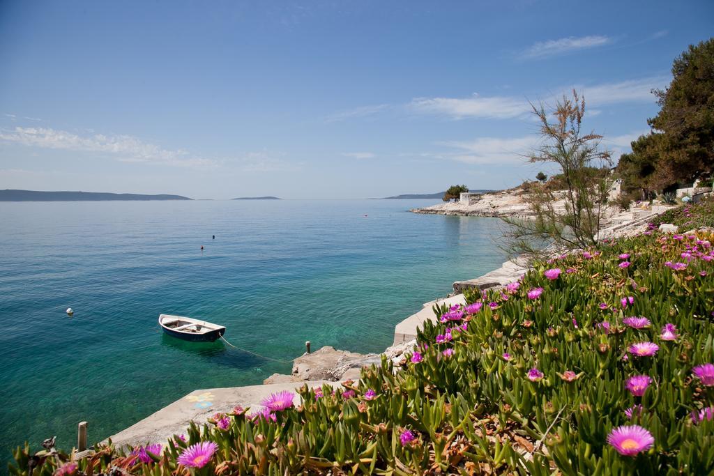 Apartments Medvid Trogir Exterior foto