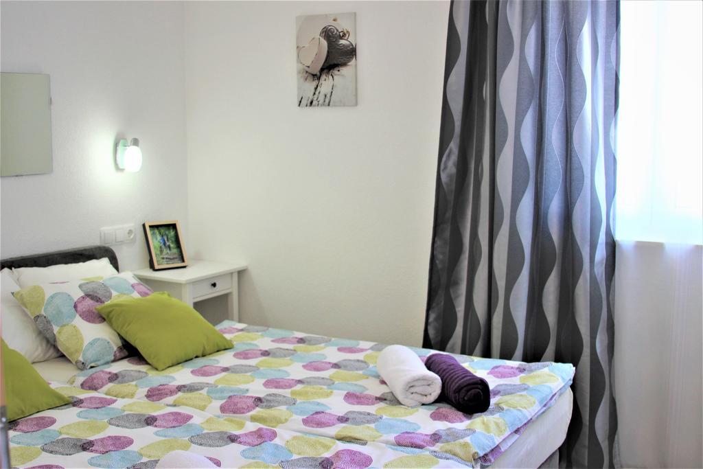 Apartments Medvid Trogir Exterior foto
